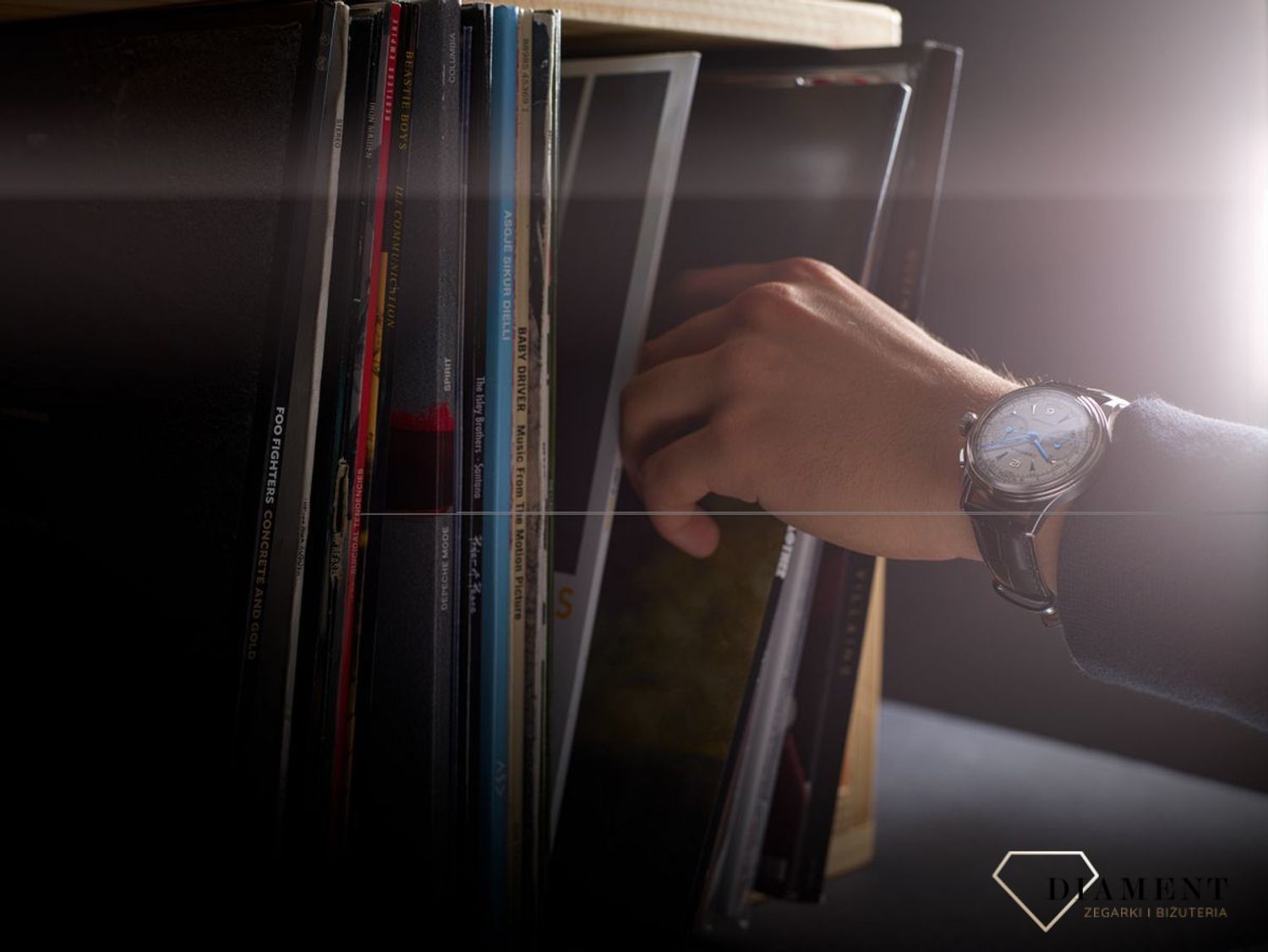 Zegarek męski mechaniczny a automatycznym naciągiem Certina na czarnym pasku C038.462.16.037.00.jpg