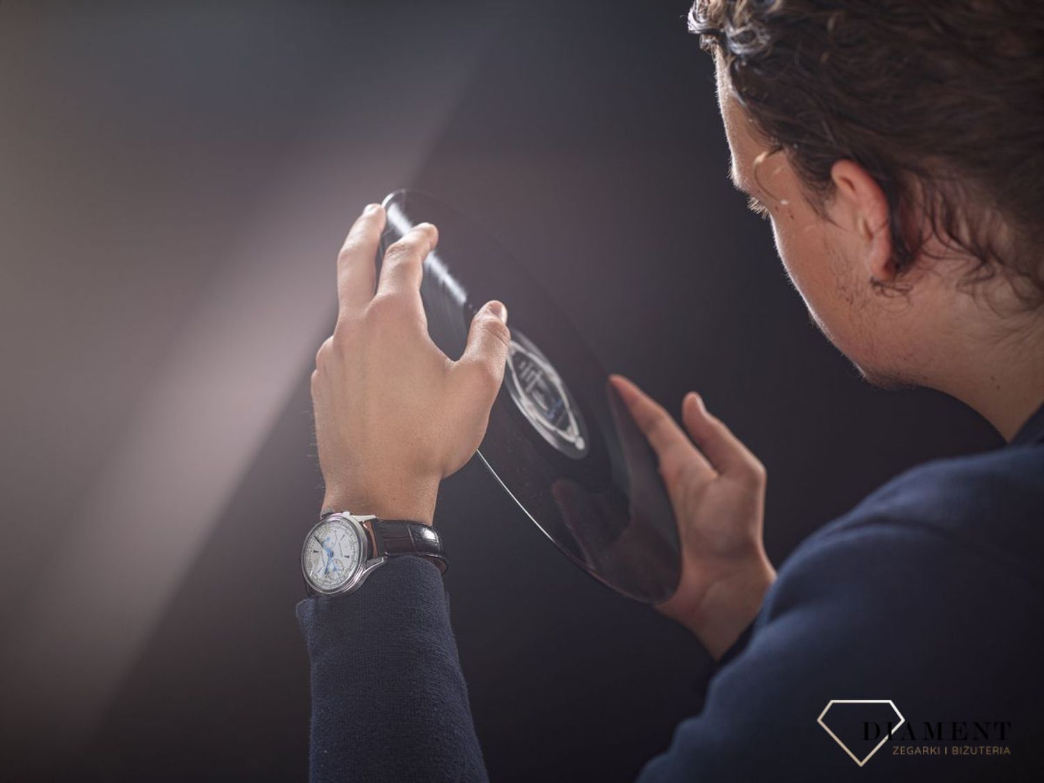 Zegarek męski mechaniczny a automatycznym naciągiem Certina na czarnym pasku C038.462.16.037.00.jpg