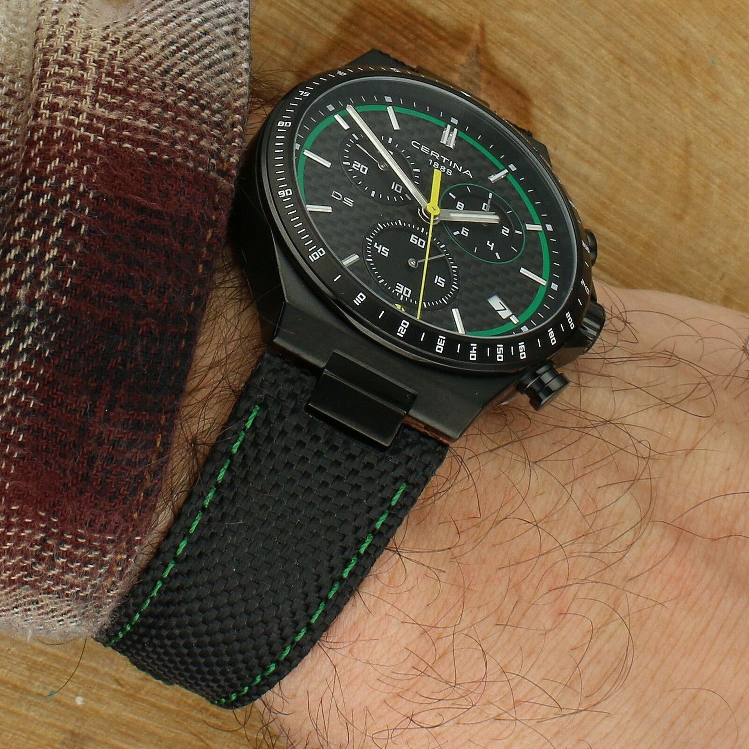 Zegarek CERTINA DS-7 C043.417.38.201.10  wykorzystują technologię Double Security (DS) marki Certina, gwarantuje wyjątkową odporność na wstrząsy, wodę i inne trudne warunki..webp