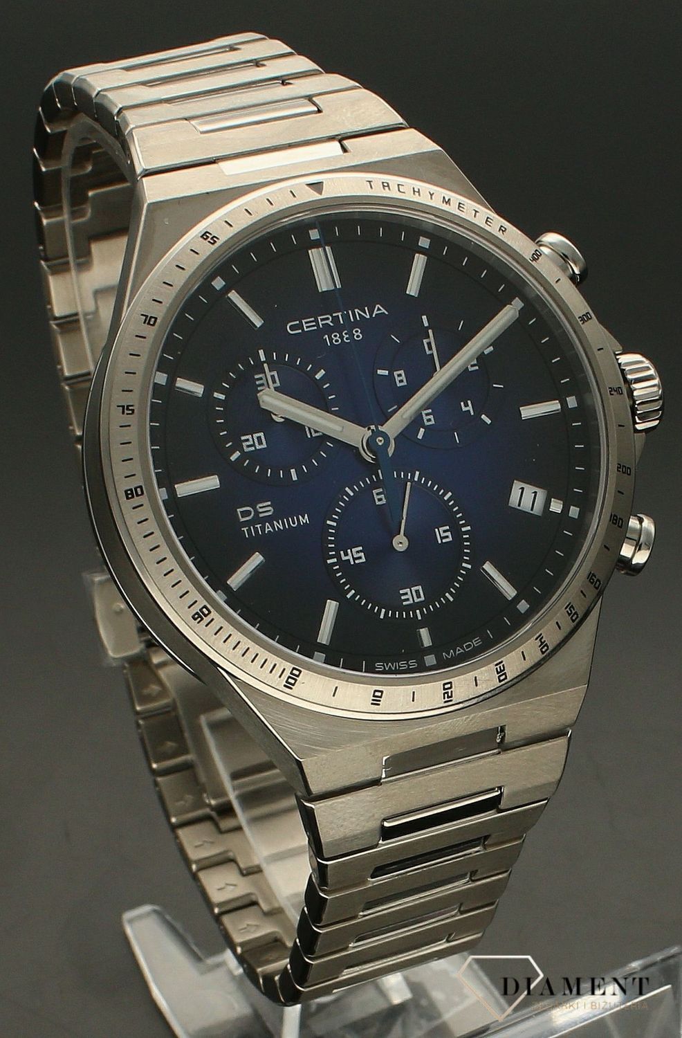  Zegarek męski Certina DS-7 Chronograph Titanium C043.417.44.041.00. Męski zegarek Certina. Zegarek męski tytanowy. Zegarek męski tytanowy z chronografem. Zegarek męski Certina z tytanu. Męski zegarek na bransolecie na prezent (2).jpg