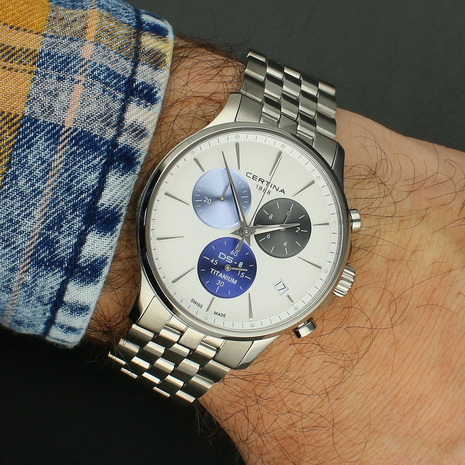 Zegarek męski Certina DS-8 Chrono C045.417.44.011.00. Zegarek męski Certina. Zegarek męski na bransolecie. Męski zegarek szwajcarski Certina. Zegarek klasyczny na bransolecie Certina. Zegar tytanowy Certina (4).jpg