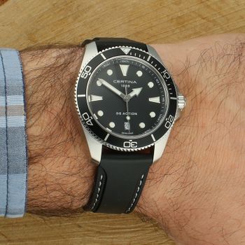 certina-ds-action-c0484101705100-diver-300m-zegarek-meski (2).jpg