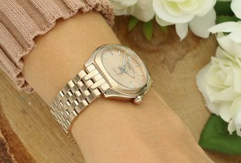 Pozłacany zegarek damski Certina DS-2 Lady C049.210.33.026.00. Złota koperta i bransoleta PVD, 7 diamentów na tarczy, szkło szafirowe, wodoszczelność 100 m. Elegancja i precyzja Swiss Made.3.jpg