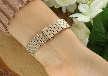 Pozłacany zegarek damski Certina DS-2 Lady C049.210.33.026.00. Złota koperta i bransoleta PVD, 7 diamentów na tarczy, szkło szafirowe, wodoszczelność 100 m. Elegancja i precyzja Swiss Made.4.jpg