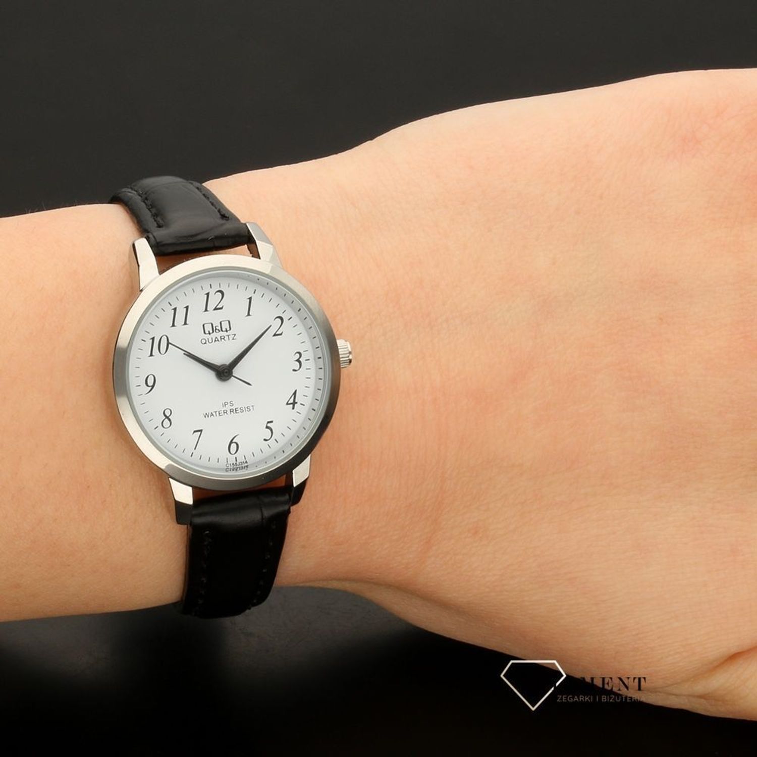 Damski zegarek Q&Q CLASSIC C155-314 (1).jpg