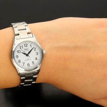 Zegarek damski Q&Q Classic C197-204 (5).jpg