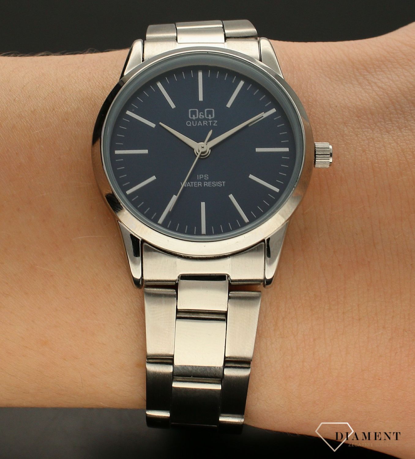 Zegarek damski QQ Classic C213-212. Zegarek klasyczny damski. Zegarek damski na bransolecie. Zegarek na srebrnej bransolecie. Ze (3).jpg