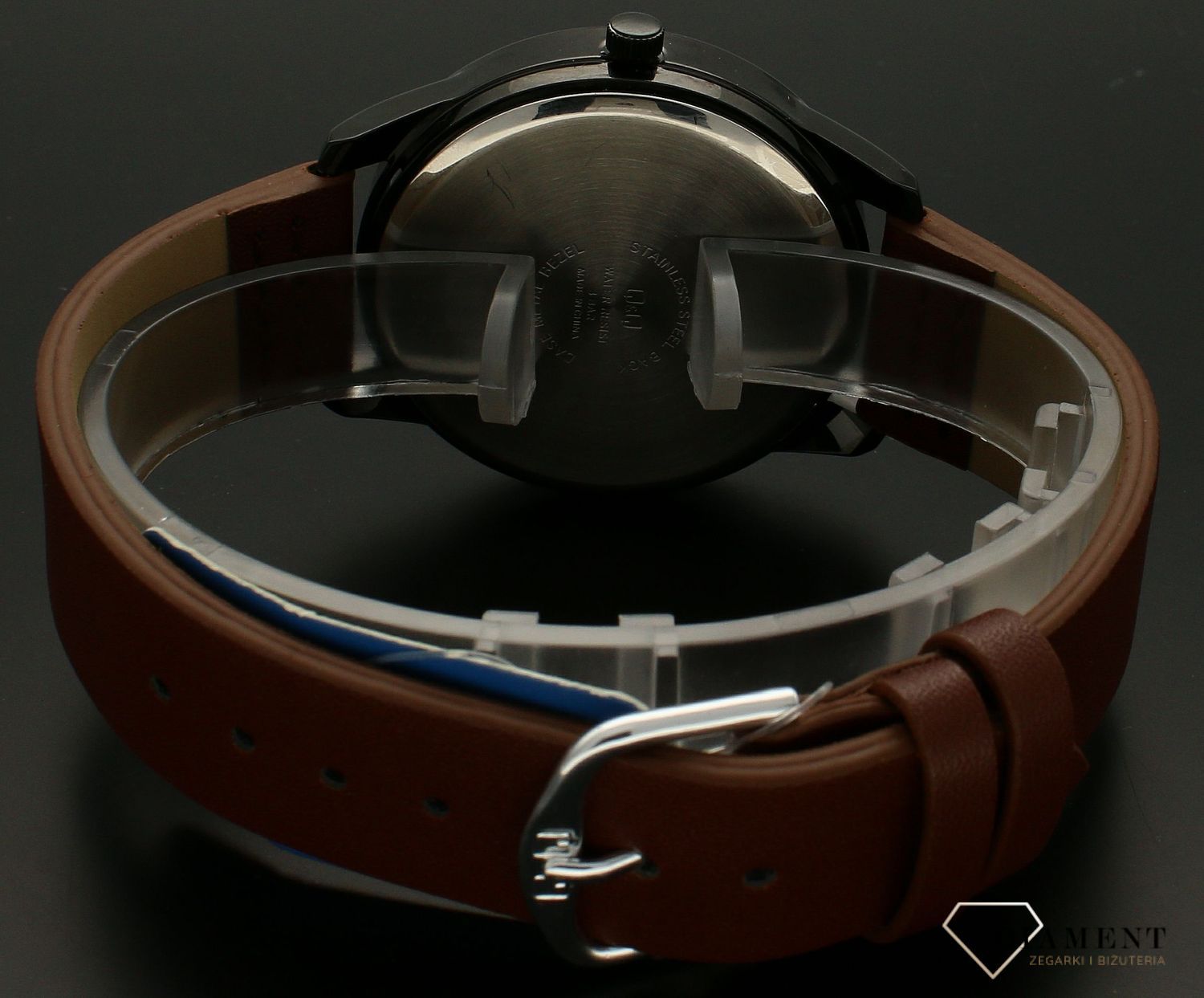 Zegarek męski QQ na brązowym pasku C32A-002P.jpg