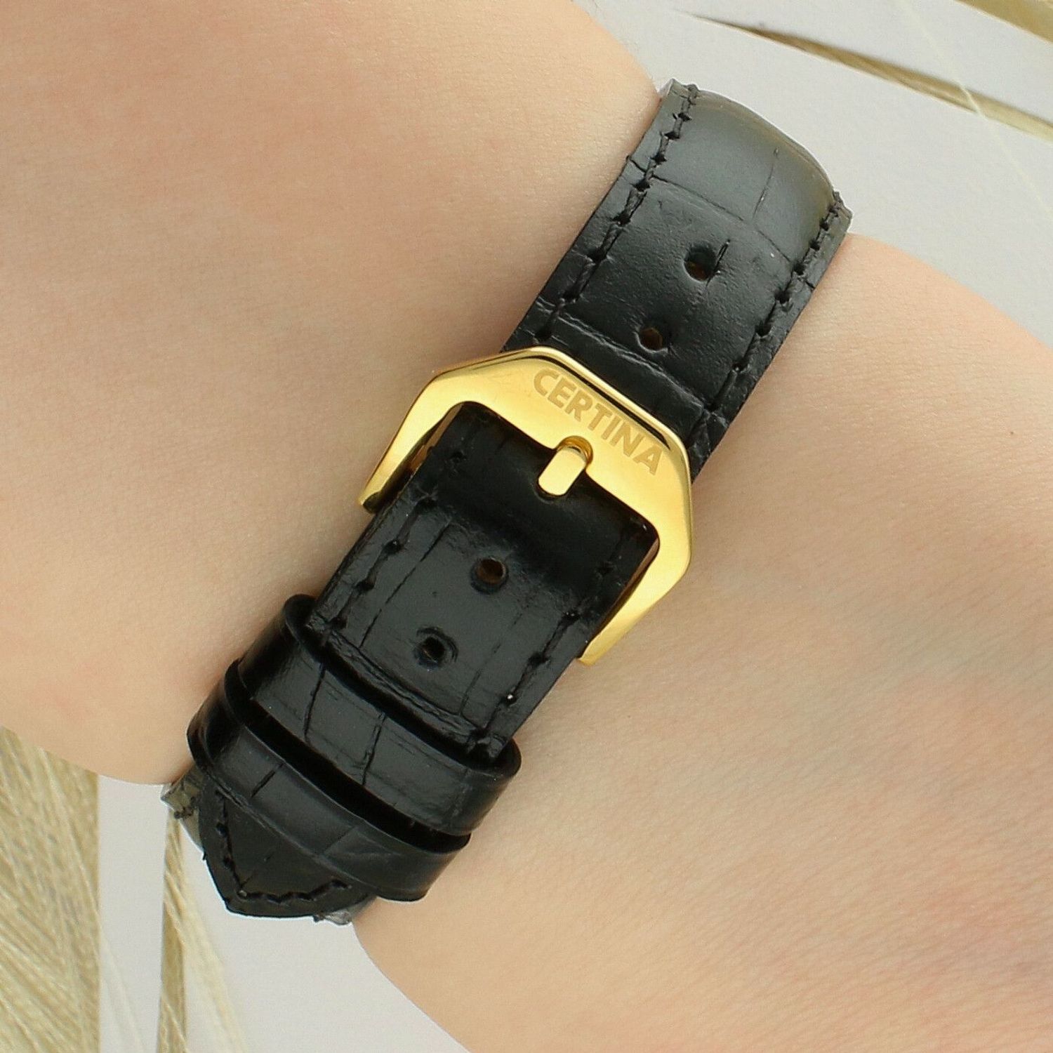 Zegarek złoty damski 585 18K Priska Lady Gold C901.210.16.021.00.jpg