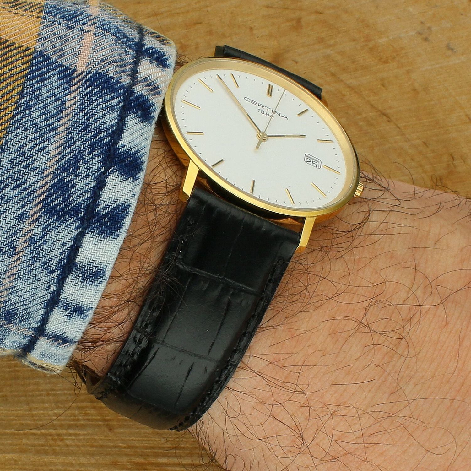 Złoty zegarek męski na pasku Certina C901.410.16.011.00.jpg