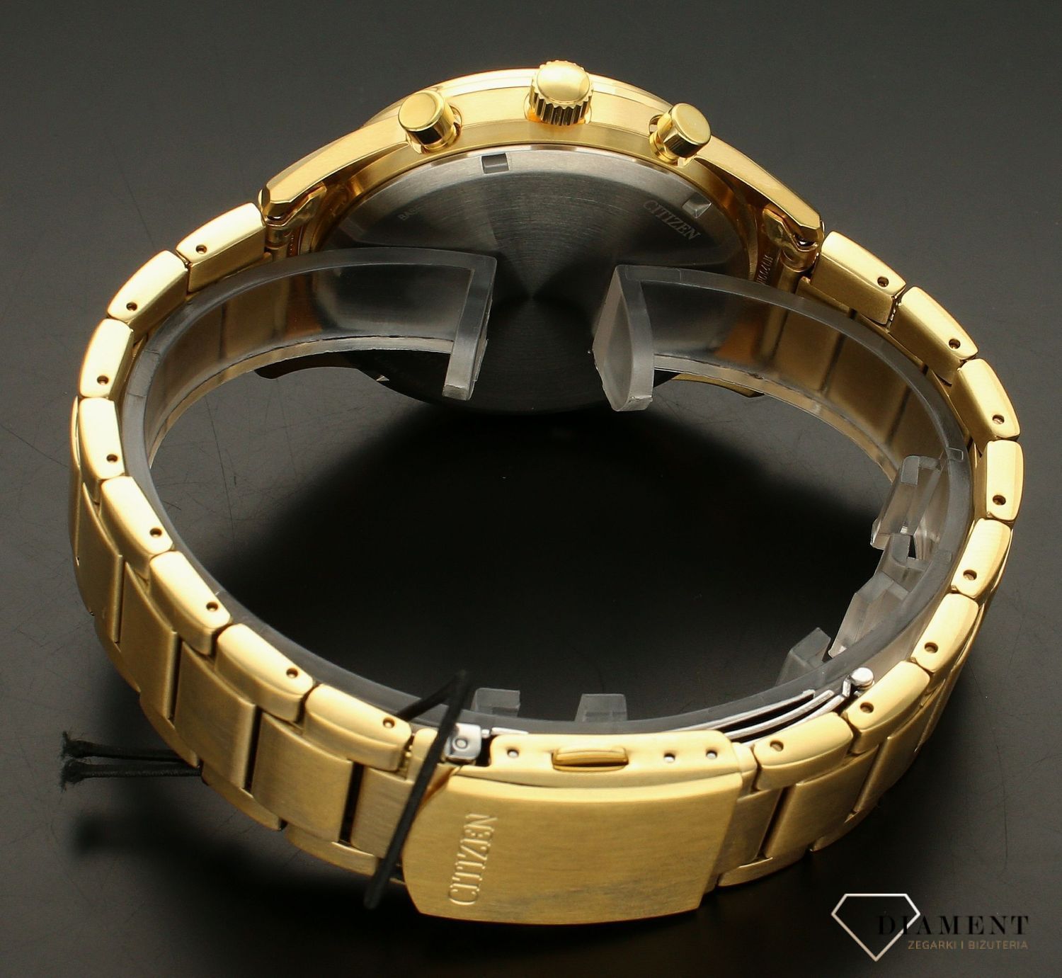 Zegarek męski Citizen Eco-Drive Sports CA7022-87E. Męski zegarek sportowy Citizen. Męski zegarek na złotej bransolecie. Zegarek męski Citizen Eco Drive. Zegarek męski z wodoszczelnością 10BAR. Zegarek męski na bransolecie z chronografem na prez.jpg