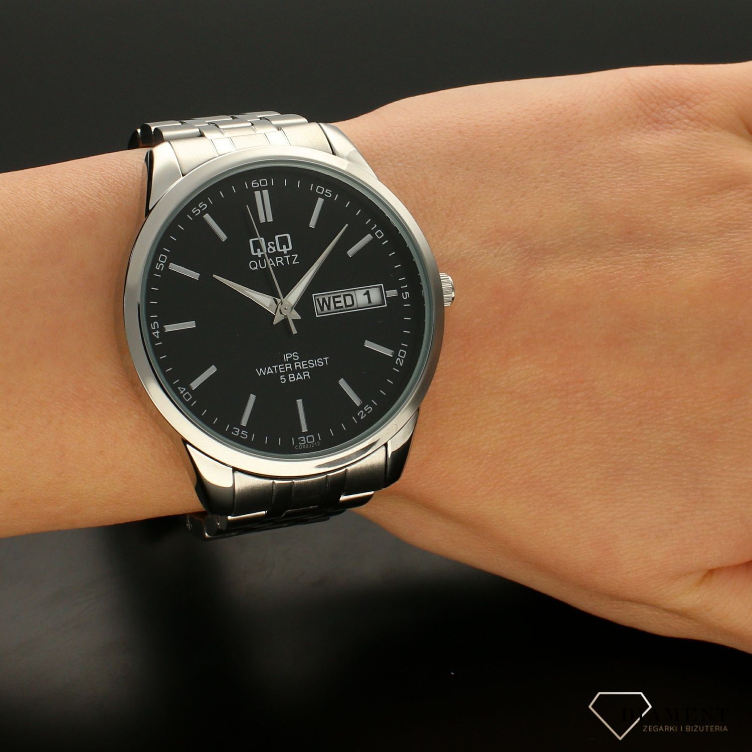 Zegarek męski Q&Q na bransolecie CD02-212 ⌚ Zegarki męskie z bransoletą✓ Wymarzony prezent ✓Prezent dla taty z grawerem✓ Prezent z grawerem✓ Autoryzowany sklep ✓Grawer 0zł ✓Gratis Kurier 24h ✓Zwrot 30 dni ✓Gwarancja.jpg