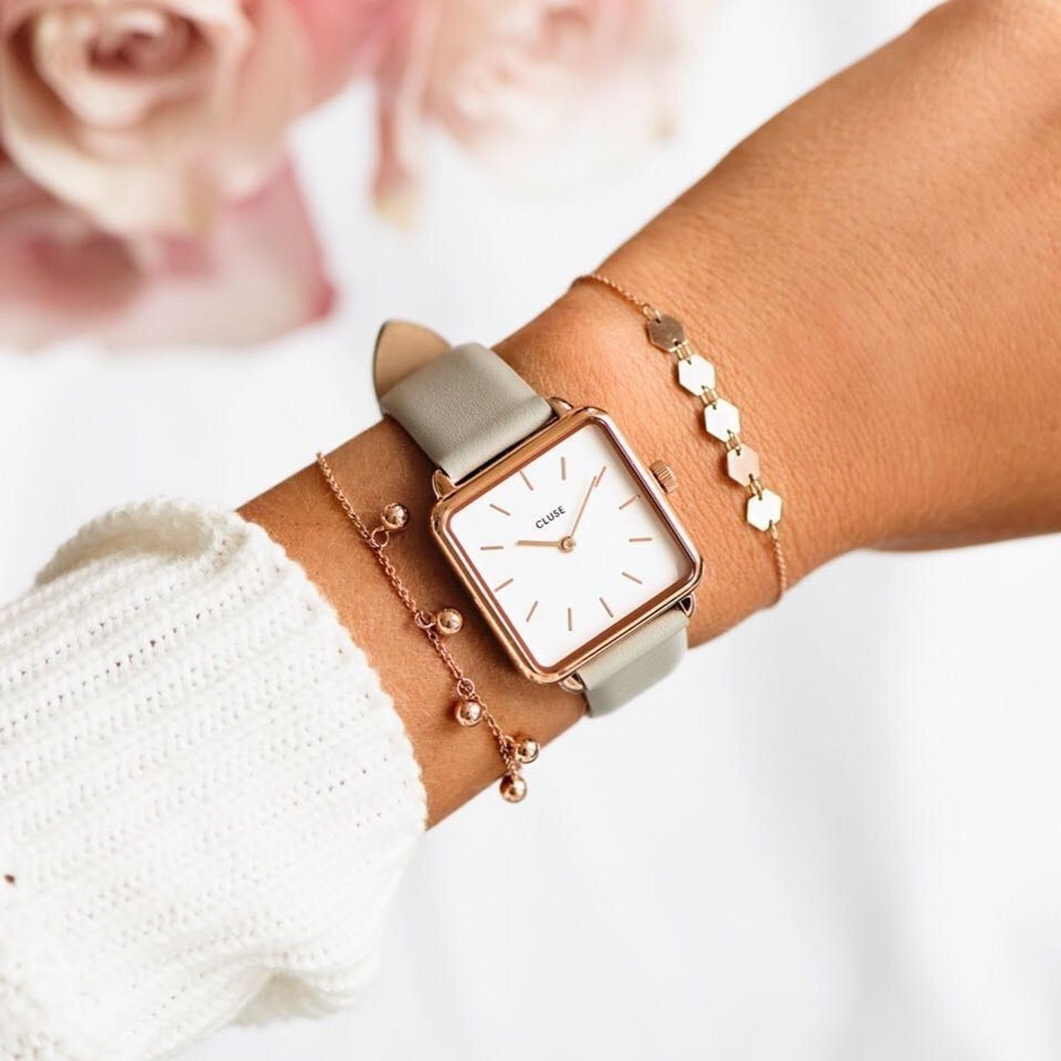 Bransoletka stalowa Cluse Essentielle różowe złoto Hexagons CLJ10007.  Modna bransoletka różowe złoto idealnym prezentem dla ukochanej kobiety. Modowa biżuteria stalowa. Biżuteria Cluse.6.jpg