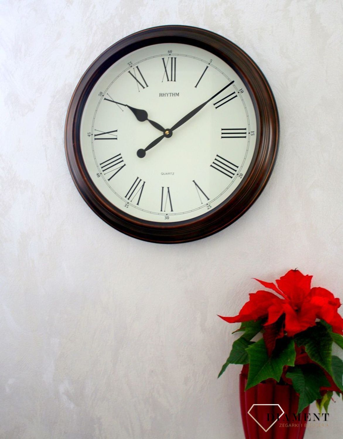 Zegar na ścianę drewniany okrągły 47 cm CMG736NR35. Zegar ścienny drewniany japoński RHYTHM CMG736NR35 wyposażony jest w kwarcowy mechanizm, zasilany za pomocą baterii (1).JPG