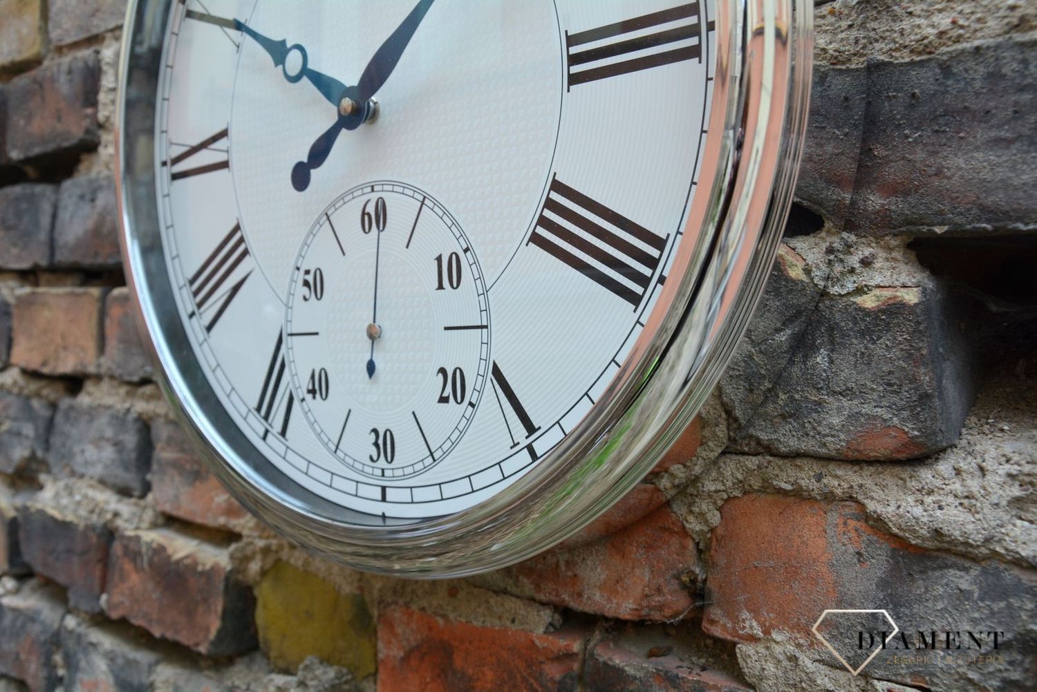 Ścienny zegar japońskiej marki RHYTHM CMG774NR19.jpg