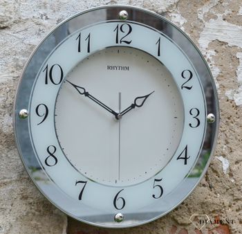 Zegar na ścianę do salonu Rhythm 'Srebrne lustro' to nowoczesny zegar na ścianę, który jest bardzo czytelny. Idealny na prezent na rocznicę Ślubu. Zegarki-diament (7).JPG