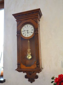 Zegar ścienny drewniany wiszący Rhythm z melodiami i wahadłem ✓Zegary ścienne✓Zegary szafkowe ✓Zegary ścienne z wahadłem✓ Autoryzowany sklep✓ Kurier Gratis 24h (2).JPG