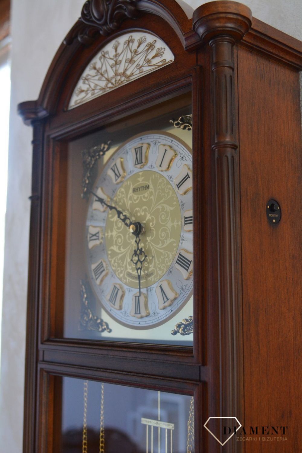 Zegar ścienny drewniany z wahadłem Rhythm CMJ515NR06. Zegar z japońskim mechanizmem. Dwa lata gwarancji. Grawer gratis. Prezent dla rodziców. Zegar ścienny drewniany wiszący (4).JPG
