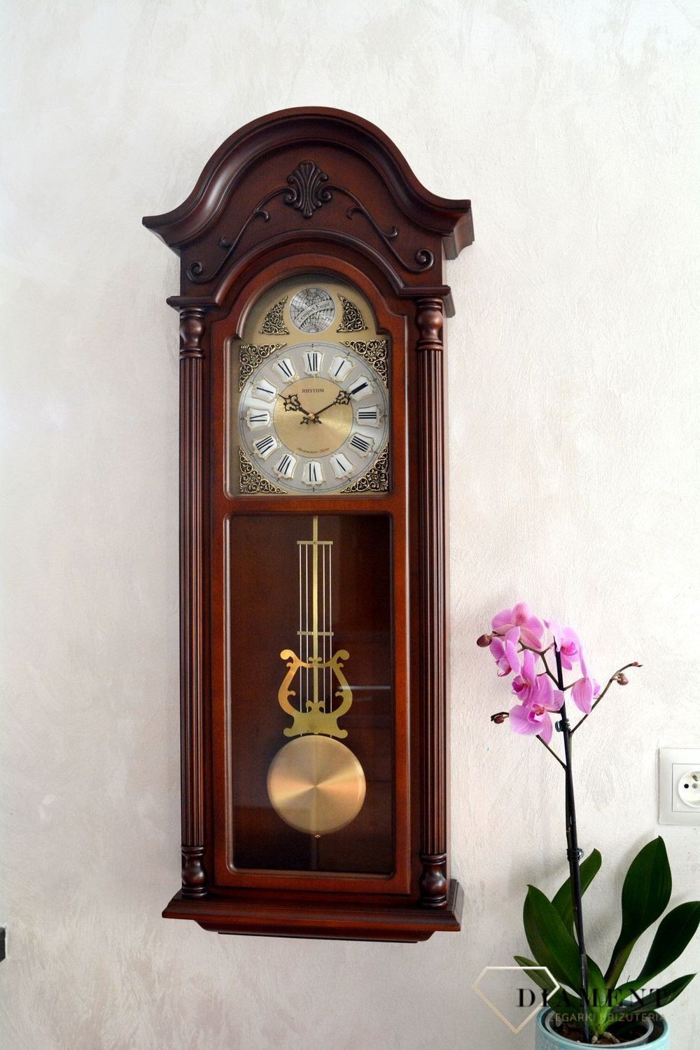 Zegar ścienny drewniany z wahadłem Rhythm CMJ578NR06. Zegar z japońskim mechanizmem. Drewniane zegary z duszą na ścianę (10).JPG