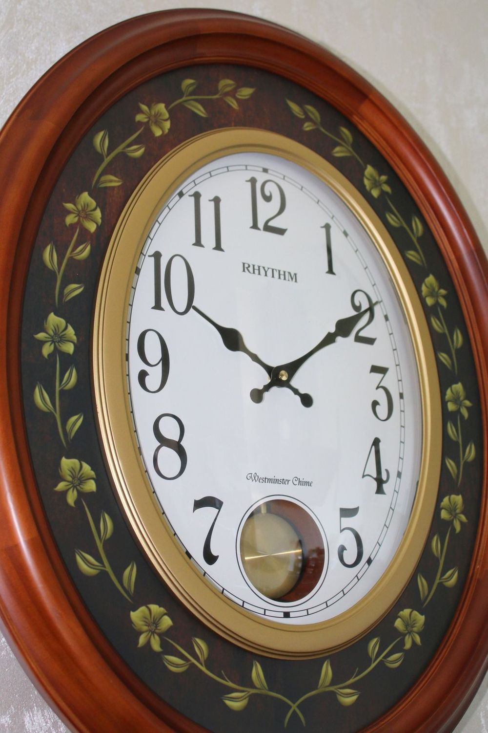 Zegar ścienny drewiniany z wahadłem CMJ580NR06-001.jpg