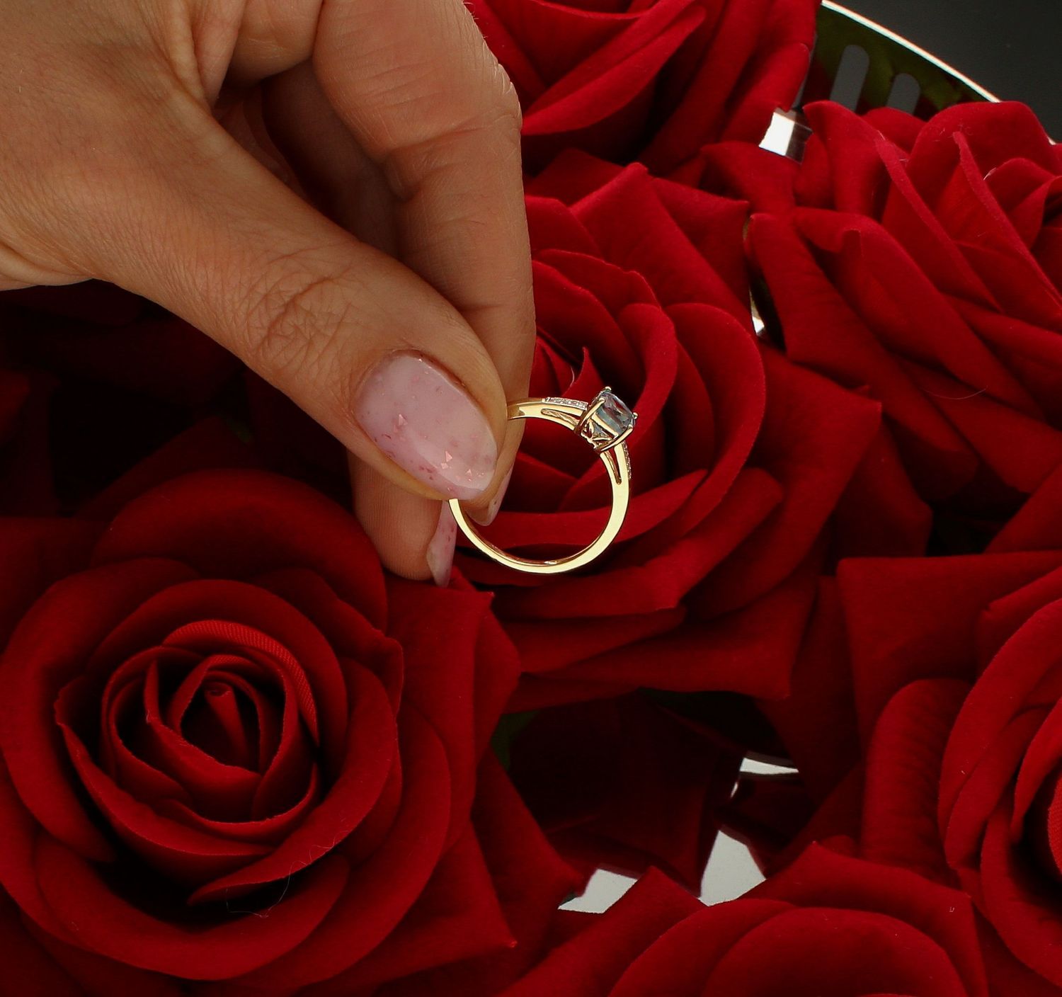 Pierścionek złoty Topaz Sky Blue i Diamenty 585 rozmiar 17 (4).jpg