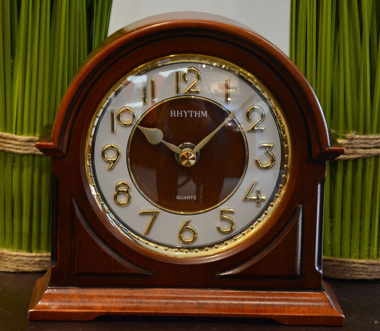 Zegar kominkowy japońskiej marki RHYTHM CRG109NR06.jpg