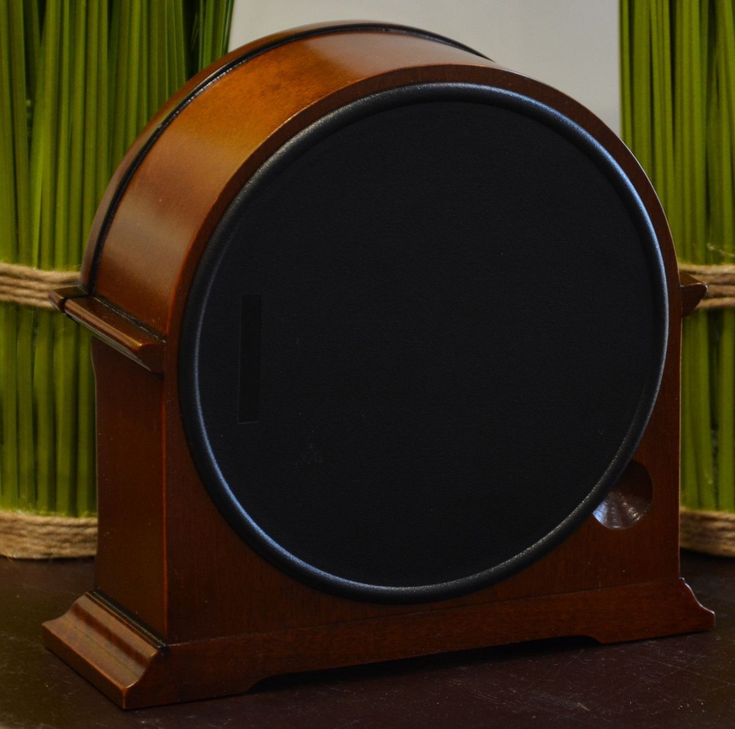 Zegar kominkowy japońskiej marki RHYTHM CRG109NR06.jpg