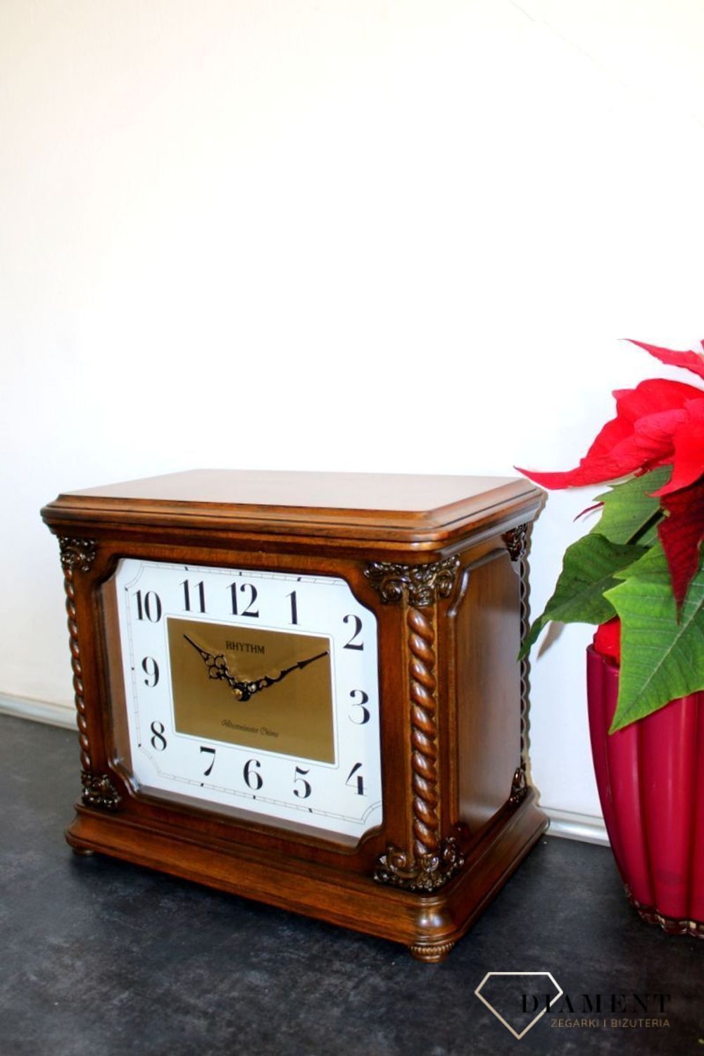 Zegar kominkowy Rhythm drewniany szkatułka na biżuterię i zegarki CRH224NR06. Zegar kominkowy schowek na pieniążki wyposażony jest w kwarcowy mechanizm, zasilany za pomocą baterii. Schowek na pieniądze, zegar (3).JPG