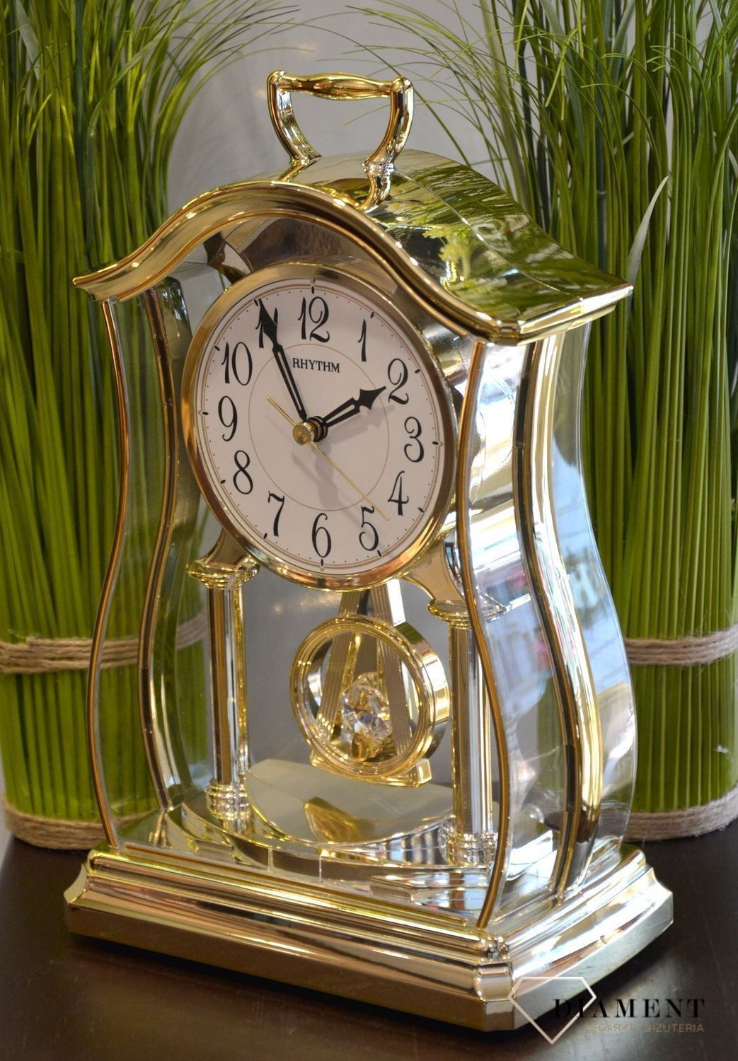 Kominkowy zegar japońskiej marki RHYTHM CRP611WR18.jpg