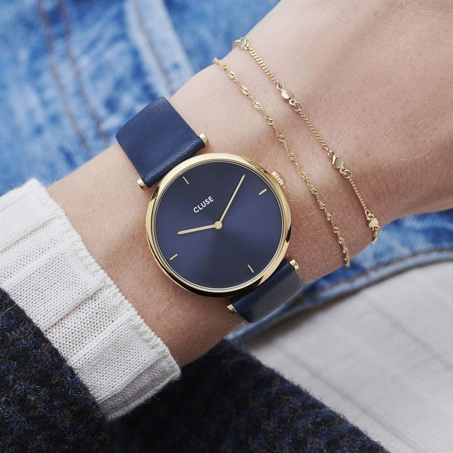 Zegarek damski CLUSE Triomphe Gold CW0101208011 (1).jpg