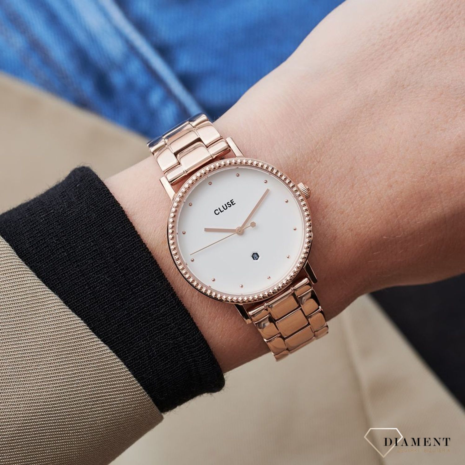 Zegarek damski CLUSE w kolorze różowego złota (2).jpg