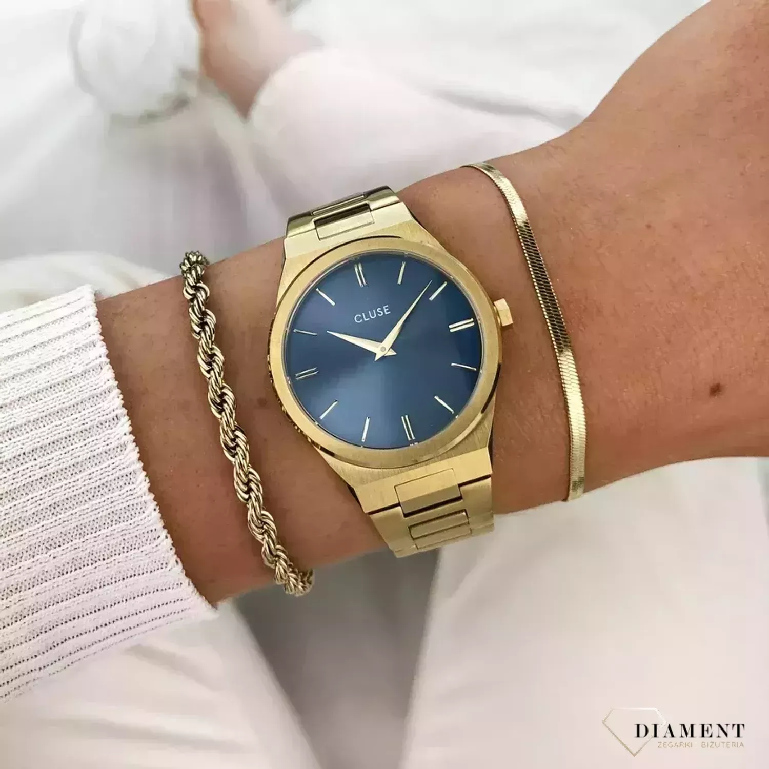 Zegarek damski na złotej bransolecie Cluse by Anna Maria Vigourex  CW0101210005 (1).jpg