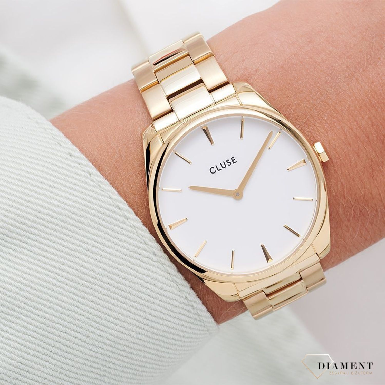 Zegarek damski Cluse to świetna propozycja dla kobiet, które cenią sobie klasykę w nowoczesnym wydaniu. Zegarek damski to idealny pomysł na prezent.  (2).jpg