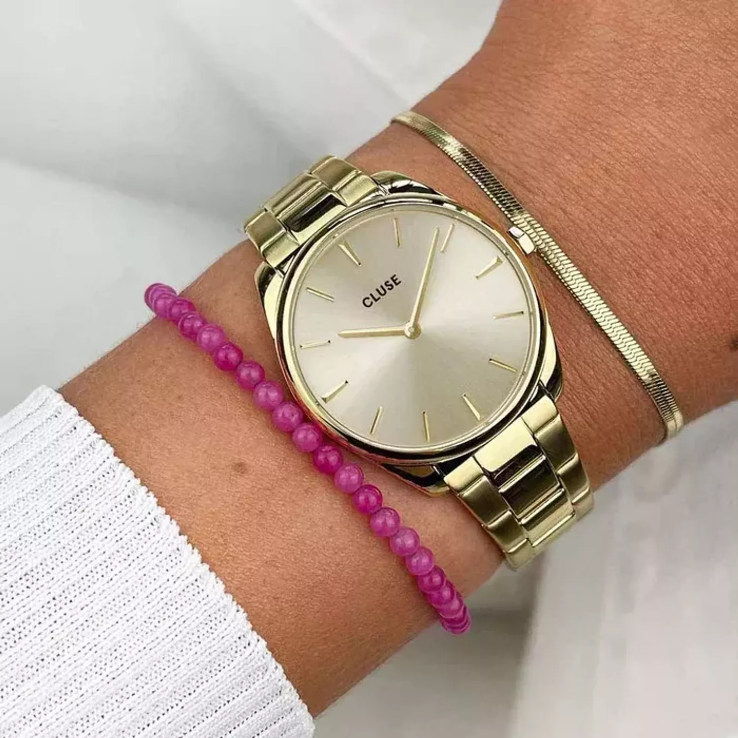 Zegarek damski na bransolecie Cluse damski Petite Gold CW11212 (3).webp