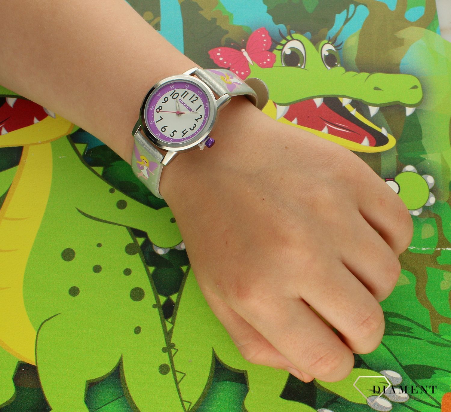 Zegarek dziecięcy dla dziewczynki 'Fioletowa kwiatowa wróżka' CWG5082. Zegarek dla dziecka LAVVU CLOCKODILE CWG5082 fioletowa wróżka na baterię. Zegarek dla dziecka. Dziecięcy pierwszy zegarek. Zegarek do łatwego odczytania godzin (3).jpg