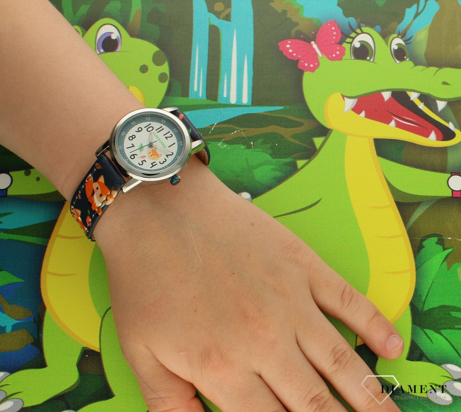 Zegarek dziecięcy dla dziewczynki 'Szary pasek w lisy' CWX0030. Zegarek dla dziecka LAVVU CLOCKODILE CWX0030 Szary pasek w lisy na baterię. Zegarek dla dziecka. Dziecięcy pierwszy zegarek. Zegarek do łatwego odczytania godziny. Na (3).jpg