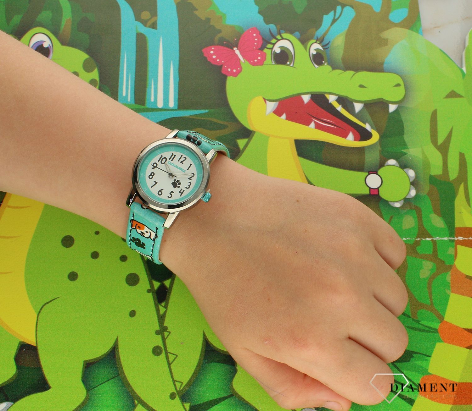 Zegarek dziecięcy dla dziewczynki 'Niebieski pasek w pieski' CWX0040.  Zegarek dla dziecka LAVVU CLOCKODILE CWX0040 niebieski w pieski na baterię. Zegarek dla dziecka. Dziecięcy pierwszy zegarek. Zegarek do łatwego odczytania godzin (1).jpg