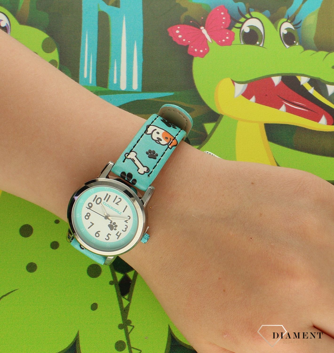 Zegarek dziecięcy dla dziewczynki 'Niebieski pasek w pieski' CWX0040.  Zegarek dla dziecka LAVVU CLOCKODILE CWX0040 niebieski w pieski na baterię. Zegarek dla dziecka. Dziecięcy pierwszy zegarek. Zegarek do łatwego odczytania godzin (1).jpg