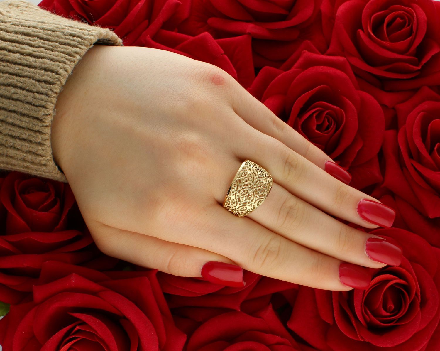 Pierścionek złoty szeroki ażurowy pr 585, D3IMAN0869F Piękny pierścionek marki Dall’Acqua wykonany z wysokiej jakości złota próby 585. Ponadczasowy wzór1.jpg