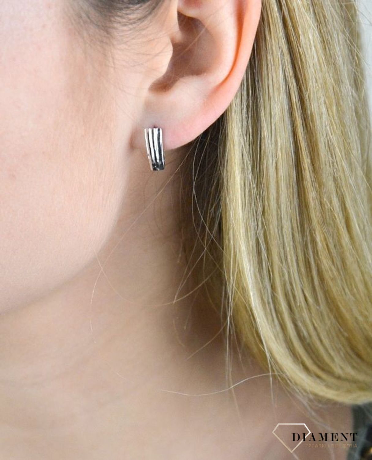 Kolczyki srebrne zap.ang. grawerowane DAKZ0037.jpg