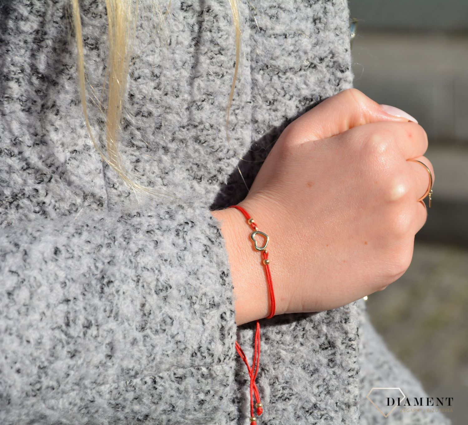 Bransoletka z motywem serca, podkreślająca więź, łączącą mamę i córkę. Wyjątkowy symbol miłości. Nowoczesny akcent dla kobiet lubiących podkreślać swoją indywidualność 1.jpg