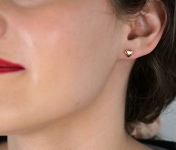 Kolczyki złote serduszka z cyrkonią pr 585, DBK000000-038  Eleganckie kolczyki w kształcie serc wykonane z wysokiej jakości złota próby 585, (3).JPG