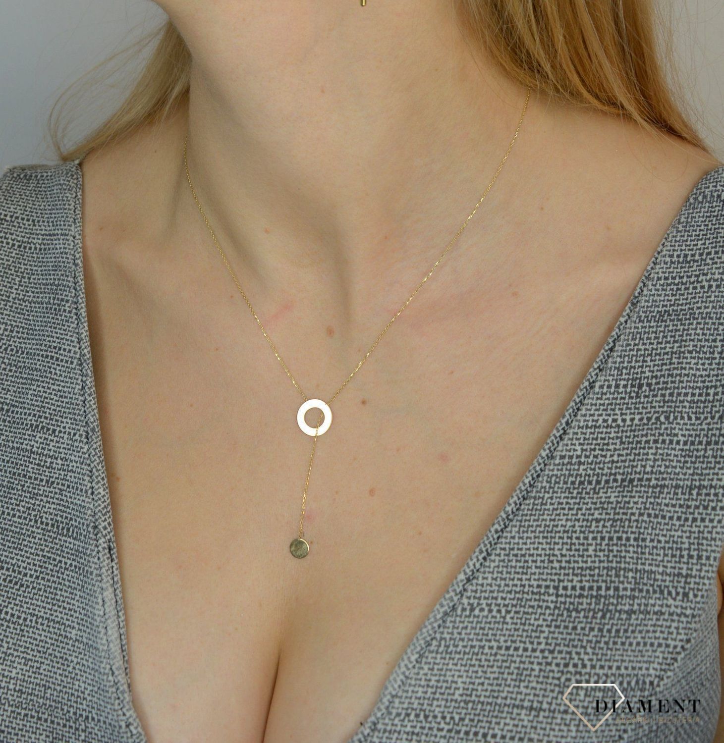 Naszyjnik  złoty z elementem wiszącym DBN000000-100.jpg