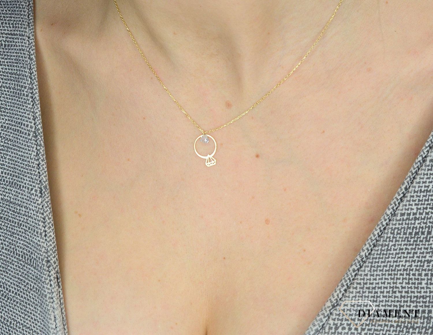 Naszyjnik złoty celebrytka 585 'Pierścionek z diamencikiem i cyrkonią' DBN000000-111.jpg