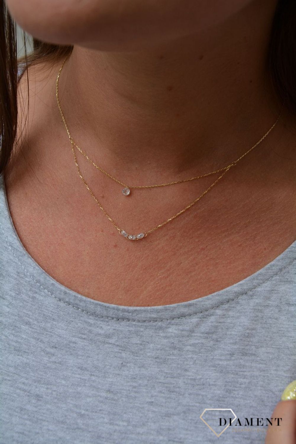 Złoty naszyjnik celebrytka 585 'podwójny łańcuszek i białe koraliki'.jpg