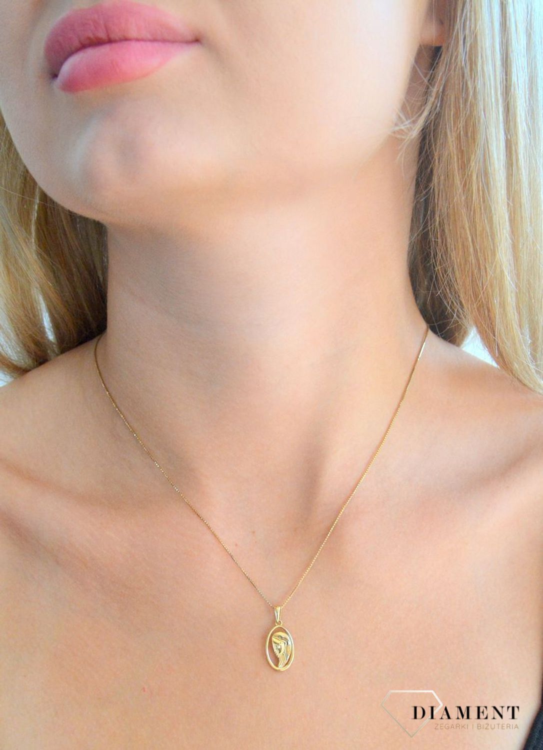 Złota zawieszka 585 medalik z wizerunkiem Matki Boskiej DBZ000000-021.jpg