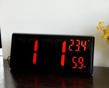 Zegar cyfrowy LCD JVD termometrem i higrometrem Czerwone cyfry DH308.1. ⏰ Alarm ⏰ Data ⏰ Termometr ⏰ Higrometr ⏰ Czujnik oświetlenia (1).JPG