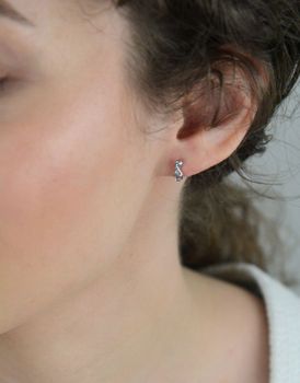 Kolczyki srebrne z cyrkonią łezki DHKZ0130. Kolczyki srebrne Infinity ✓Srebrne Kolczyki w Sklepie z Biżuterią zegarki-diament.pl✓Piękne i Eleganckie Kolczyki dla Kobiet✓Prawdziwe Srebro✓Darmowa wysyłka (2).JPG