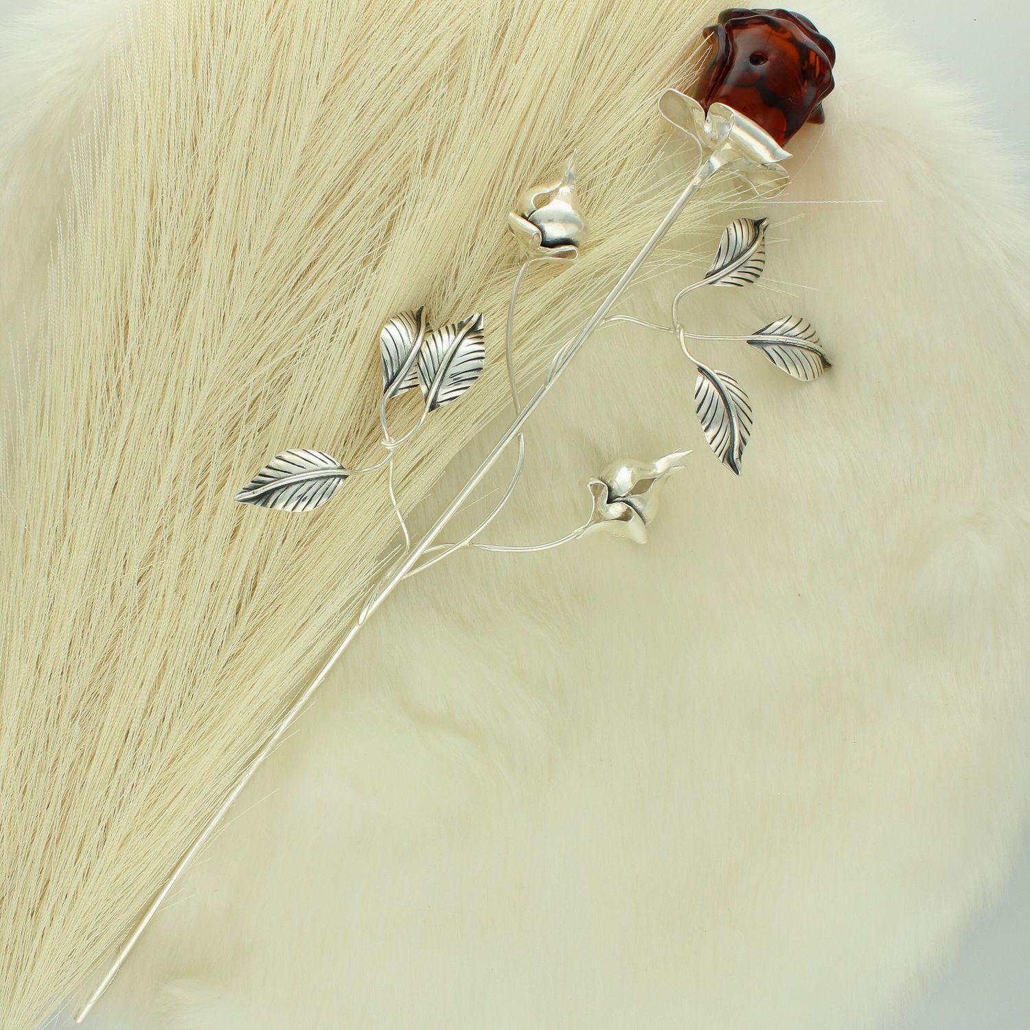 Dużą Srebrna Róża z Bursztynem – Elegancka Dekoracja 29 cm bursztyn.jpg