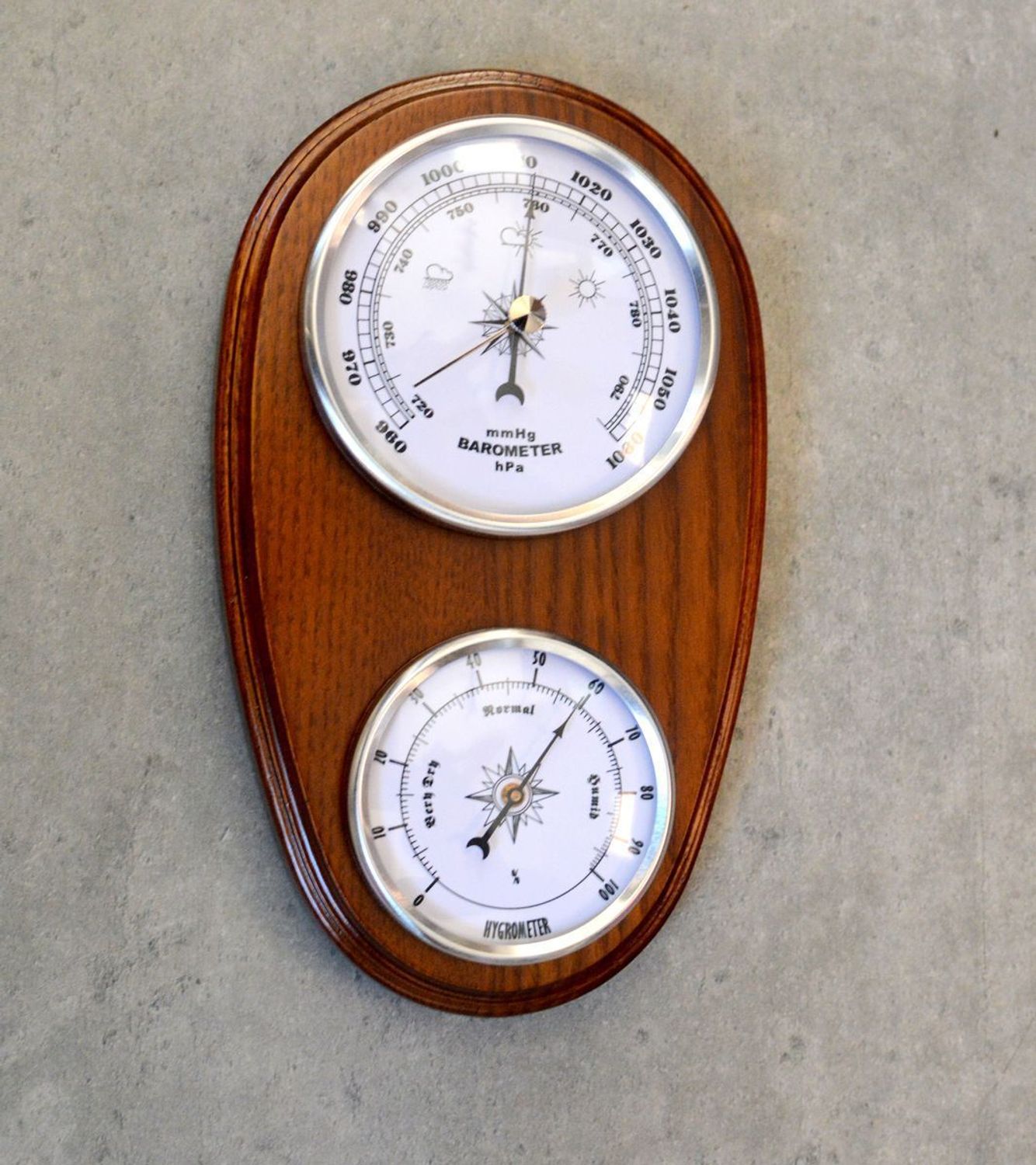 Drewniana stacja pogody Barometr JVD BA231.11.jpg